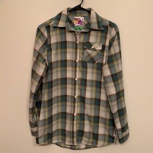 DONATED Burton Dryride flannel.  Worn 1x. 5⭐️ Seller/Posh Ambassador. PFSF